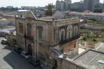 Villa De Sario, l'elegante edificio dell'800 situato nella zona pi� spettrale di Bari